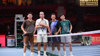 新春走基层｜网球传奇齐聚上海，精彩球技点燃新春佳节